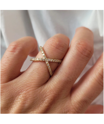 14k Gold X-Shaped Ring With Cubic Zirconia