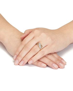 14k Gold Ring With Zirconia Leaf – Elegant Nature-Inspired Ring