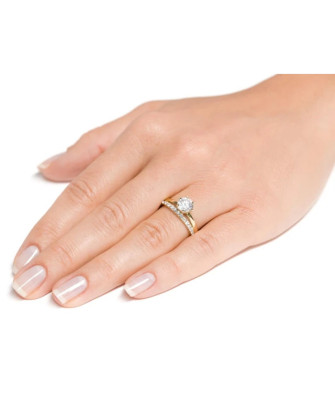 Large Stone 14k Gold Ring With Cubic Zirconia