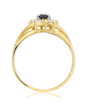 14k Gold Ring With Black Oval Zirconia – Elegant Contrast Design