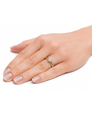 14k Gold Ring With Cubic Zirconia – Elegant Two-Tone Design