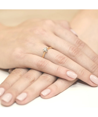 14k Gold Ring with 0.23 ct Brilliant Diamond – Elegant Gold Jewellery