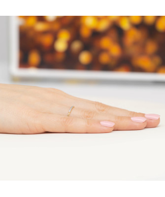 14k Gold Ring with 0.05ct Diamonds – Elegant Fine Jewellery