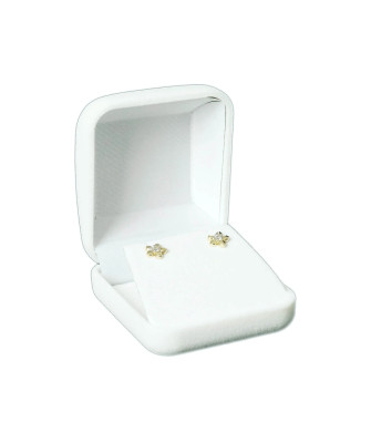 Delicate white flower 8k gold earrings