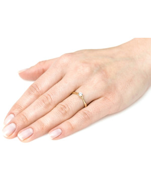 Delicate classic engagement ring cubic zirconia