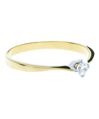 Delicate classic engagement ring cubic zirconia