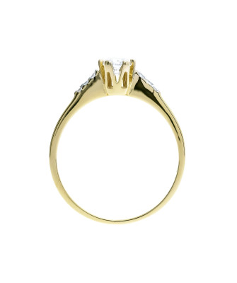 Engagement ring with white stones 8k classic