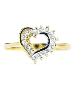 Engagement ring heart 8k white stones