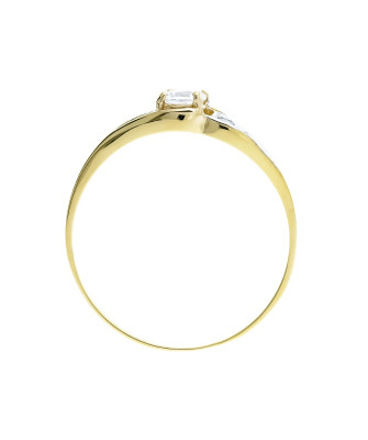 Ring with white stone gold 8k