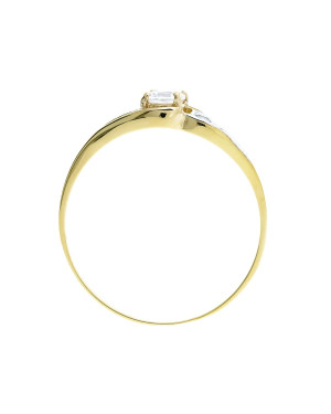 Ring with white stone gold 8k