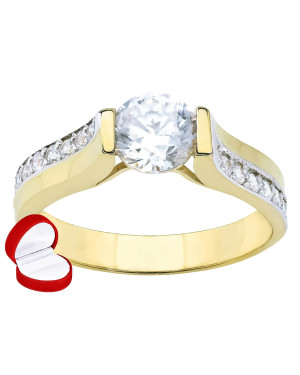 Gold ring with large stone 8k