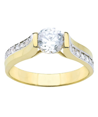 Gold ring with large stone 8k