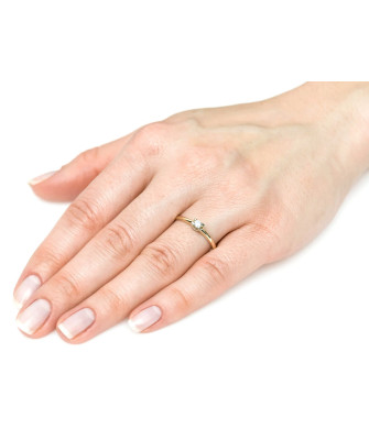 8k Gold Engagement Ring with White Zirconia
