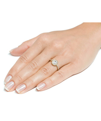 Engagement ring 8k white stones classic