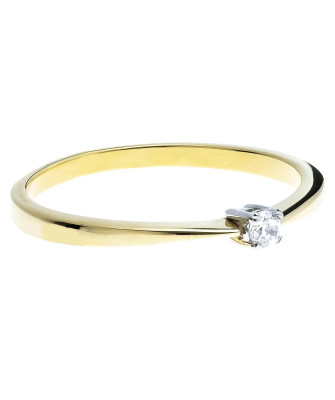 Delicate engagement ring cubic zirconia 8k