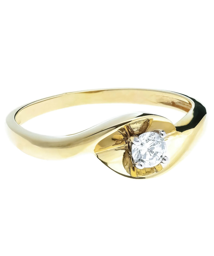 Gold ring 8k white stone