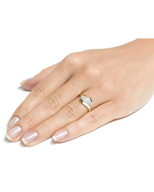 Gold ring with cubic zirconia 8k wave