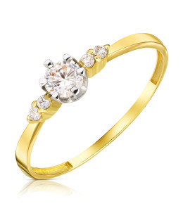 Engagement ring with cubic zirconia 8k