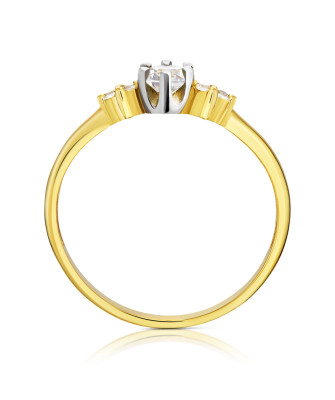 Engagement ring with cubic zirconia 8k