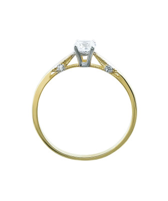 Minimalist engagement ring with cubic zirconia 8k