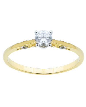 Minimalist engagement ring with cubic zirconia 8k