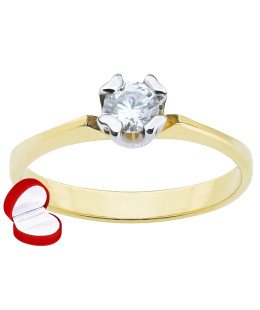 Engagement ring with cubic zirconia 8k