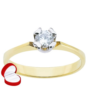 Engagement ring with cubic zirconia 8k