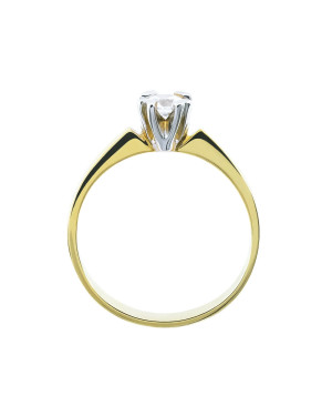 Engagement ring with cubic zirconia 8k