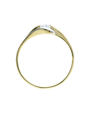 Gold ring with stone 8k