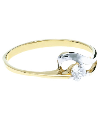 Gold ring with stone 8k