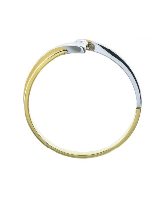 Minimalist gold ring zirconia