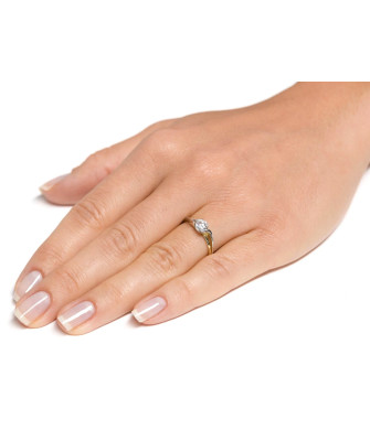 Delicate gold ring with zirconia