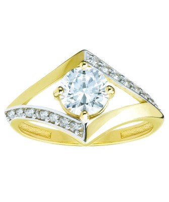 Ring with a large cubic zirconia 8k