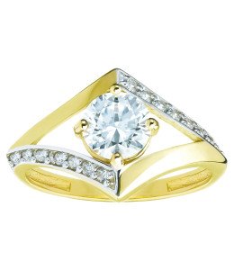 Ring with a large cubic zirconia 8k