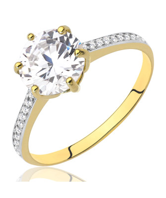 Engagement ring large stone 8k