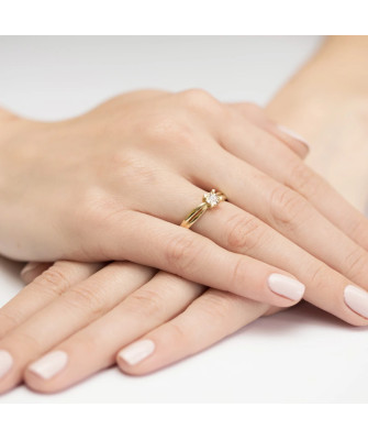14k Gold Ring with 0.08ct Brilliant Diamond