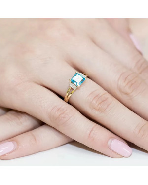 14k Gold Ring with Diamond Topaz 1.40ct