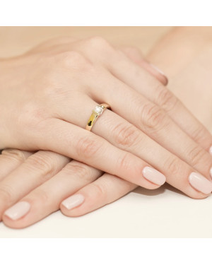 14k Gold Ring with 0.10ct Brilliant Diamond