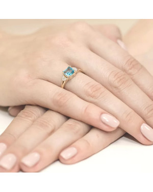 14k Gold Ring with Diamond Topaz 1.40ct