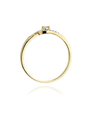 14k Gold Ring with a 0.11ct Brilliant Diamond