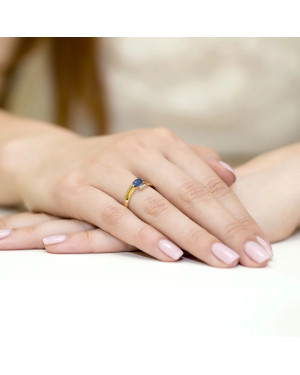 14k Gold Ring with 0.70ct Sapphire Diamond