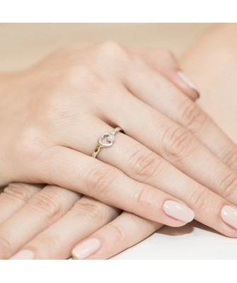 14k Gold Ring with 0.02ct Brilliant Diamond