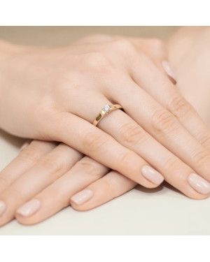 14k Gold Ring with 0.18ct Brilliant Diamond