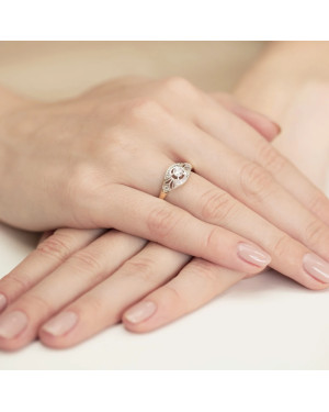 14k Gold Ring with 0.10ct Brilliant Diamond