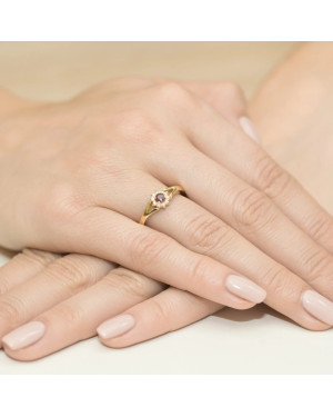 Złoty Pierścionek 14k z diamentem rubin 0,15ct