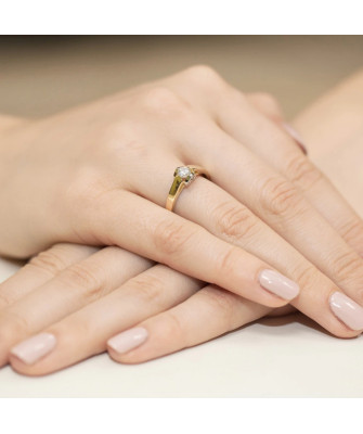 14k Gold Ring with 0.30ct Brilliant Diamond