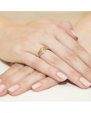 14k Gold Ring with 0.03ct Brilliant Diamond