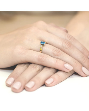 Złoty Pierścionek 14k z diamentem topaz 0,65ct