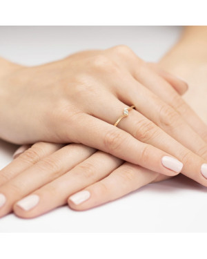 14k Gold Ring with 0.09ct Brilliant Diamond