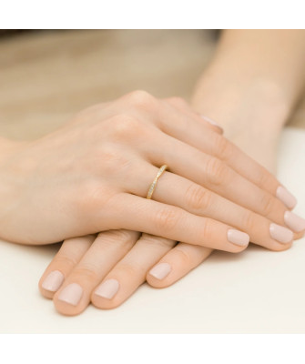 14k Gold Ring with 0.10ct Brilliant Diamond